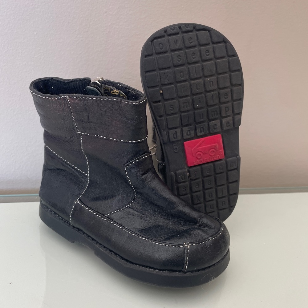 See Kai Run Baby Booties Soft with Zipper Side Black First Walking Shoes Size 5